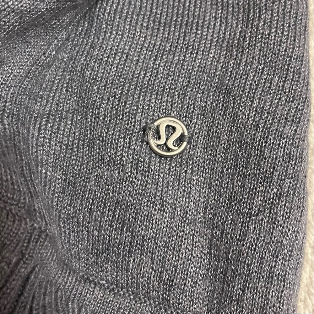 Lululemon Women’s Gray Sweater